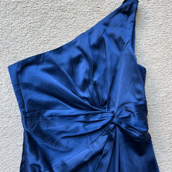 Abercrombie & Fitch One-Shoulder Satin Knotted Midi Dress Royal Blue Medium New - Picture 7 of 16